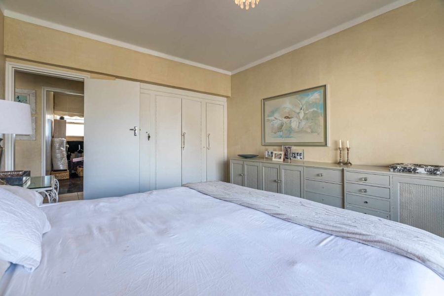To Let 2 Bedroom Property for Rent in Sea Point Western Cape